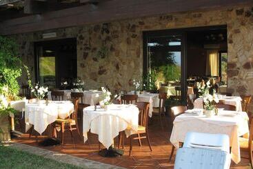 בית מלון כפרי Sardus Pater