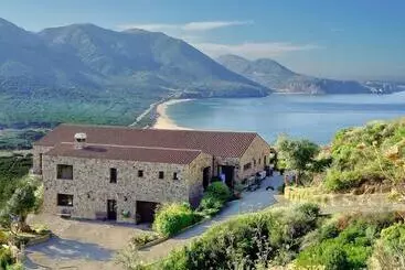 ホテル Sardus Pater