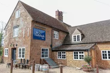 The Hollybush Inn And B&b