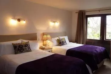 فندق Inveraray Farm Guesthouse