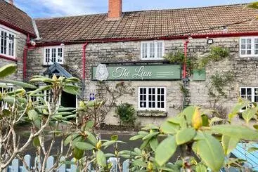 ユースホステル The Lion At West Pennard