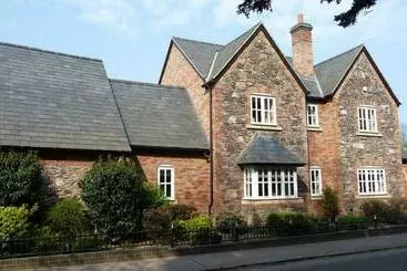 Bed and Breakfast Keepers Lodge