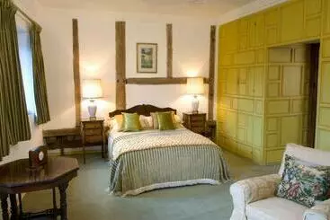 Long Crendon Manor B&b