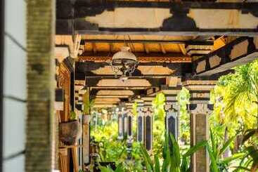 호텔 Pondok Wisata Sartaya 2