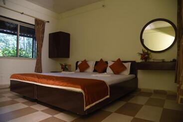 فندق Wild Camp  The Nature Resort