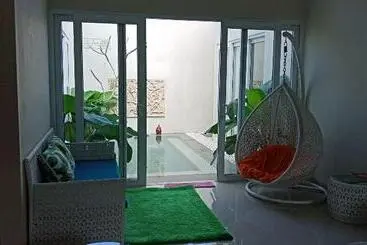 Pensiune Abhaya Villa