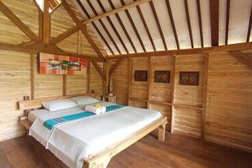 Vandrarhem Hakiki Inn Bungalows