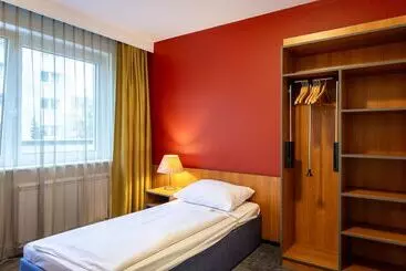 هتل Good Morning + Berlin City East