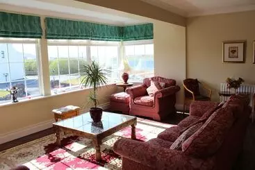 בית מלון כפרי Lake House