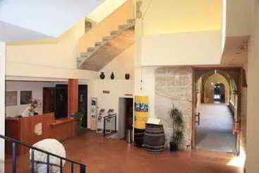 בית מלון כפרי Monestir De Les Avellanes