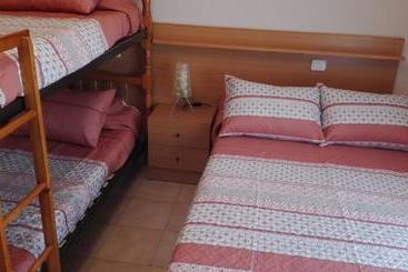 Apartamentos turísticos Miramar Serveis 7369 Pins Ii