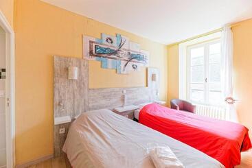 فندق Logis Hôtel De France