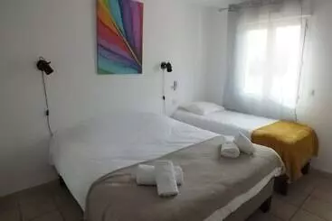 בית מלון כפרי Logis Hôtel Le Clos Saint Loup