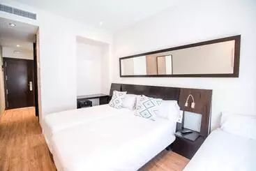 فندق Petit Palace Plaza De La Reina