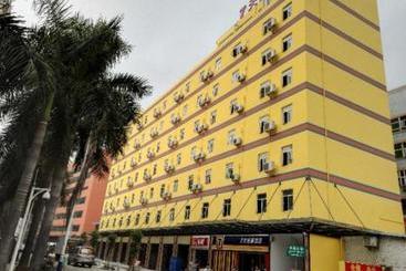 ホテル 7 Days Inn Shenzhen Airport Hourui Railway Station Branch