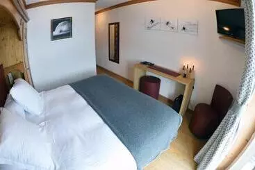 בית מלון כפרי Bellevue