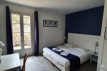 호텔 Hôtel Restaurant La Promenade