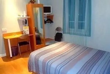 Logis Hotel De Paris