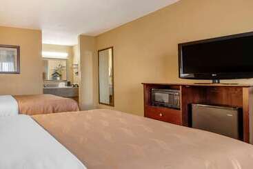 호텔 Quality Inn Russellville I40