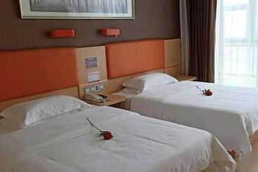 בית מלון כפרי 7days Premium Wangcheng Walking Street