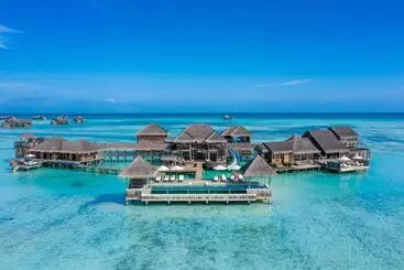 هتل Gili Lankanfushi Maldives