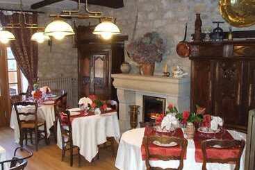 בית מלון כפרי Logis Le Prieuré