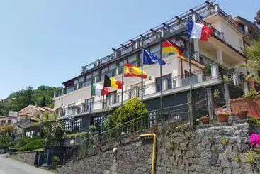 فندق Primavera Dell'etna