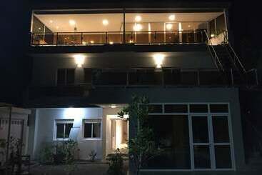 Отель Malak Tingis