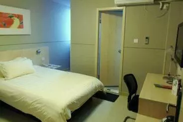 Hotelli Jinjiang Inn Rudong Qingyuan Road