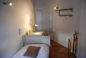 Отель Hôtel Caudron