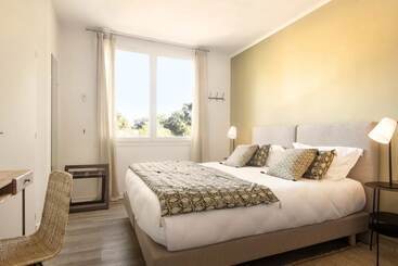 فندق Le Homard Bleu