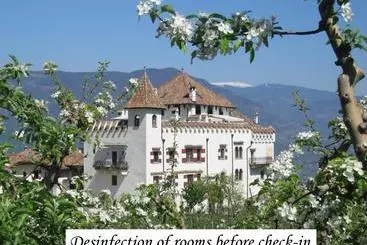 Aamiaismajoitus (B&B) Schloss Paschbach