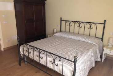 بنسيون Alloggi Per Uso Turistico A&m