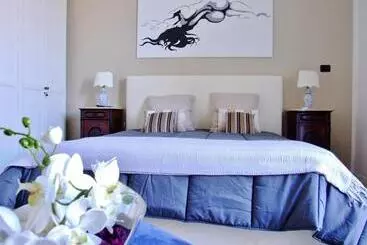 Bed and Breakfast L Una Di Notte