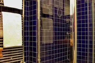 تختخواب و صبحانه L Una Di Notte