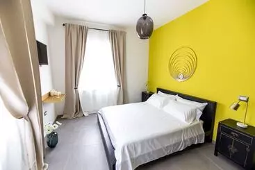 Aamiaismajoitus (B&B) Monca S House