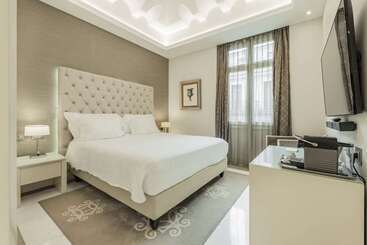 Aleph Rome Hotel Curio Collection By Hilton