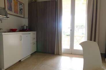 ペンション Alimede Ecodimora