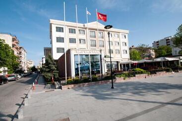 酒店 Buyuk Truva