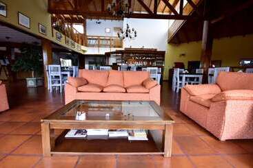 Hotel Picos Del Sur
