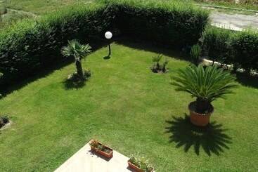 Bed & Breakfast La Villetta