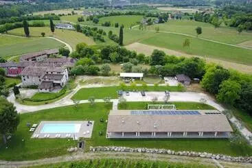 Mökkimajoitus Agriturismo Colle Dei Pivi