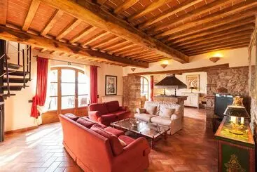 Hotel Rural Agriturismo & Cantina Tenuta Casteani