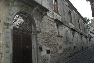 تختخواب و صبحانه Casa Ferrari