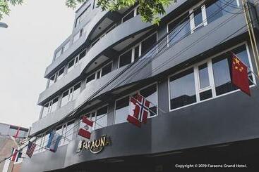 Hotel Faraona Grand