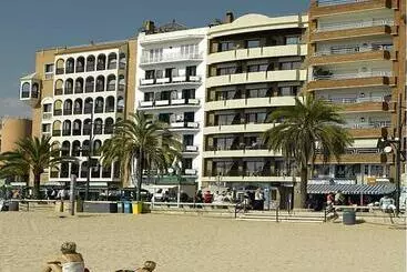 Almirall Apartaments