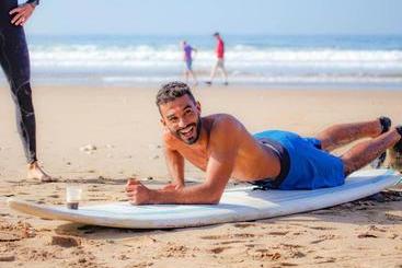 Szálló Tayought Surf House