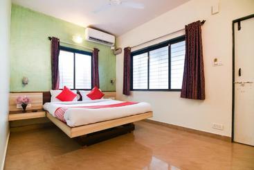 Hotel Oyo 36668 Om Resort