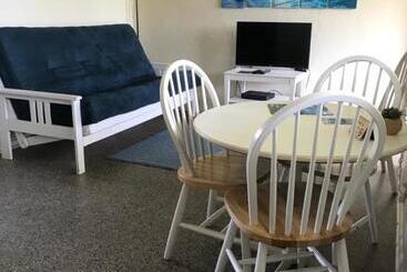 Motel South Beach Inn   Cocoa Beach