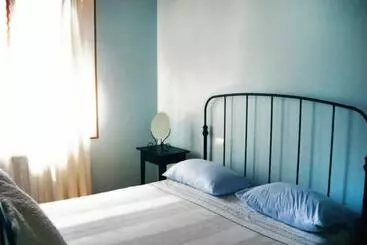 B&b1913